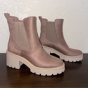 NWOT Dolce Vita heeled ankle boots Tobias